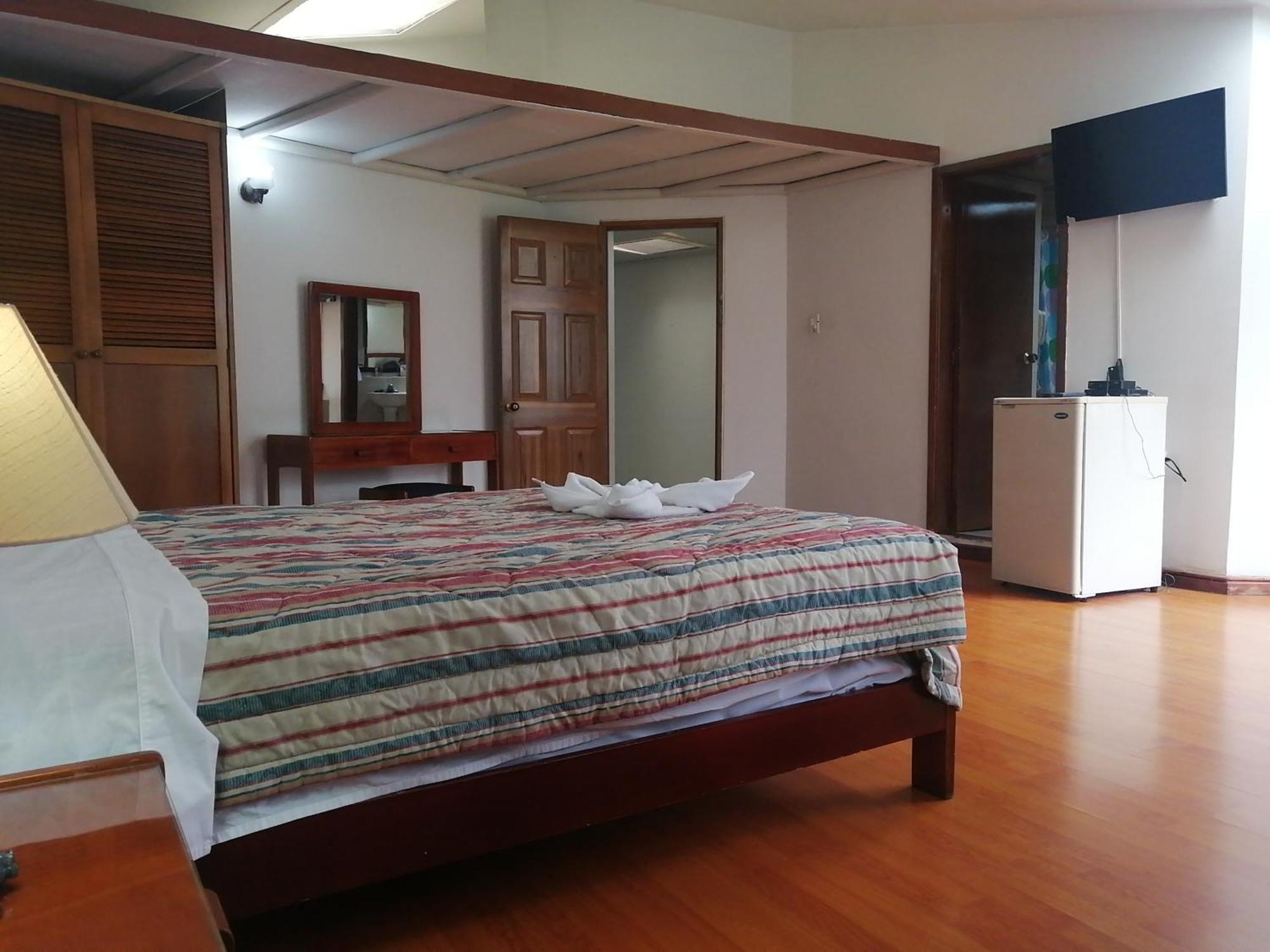 Hotel Santa Monica Богота Екстериор снимка