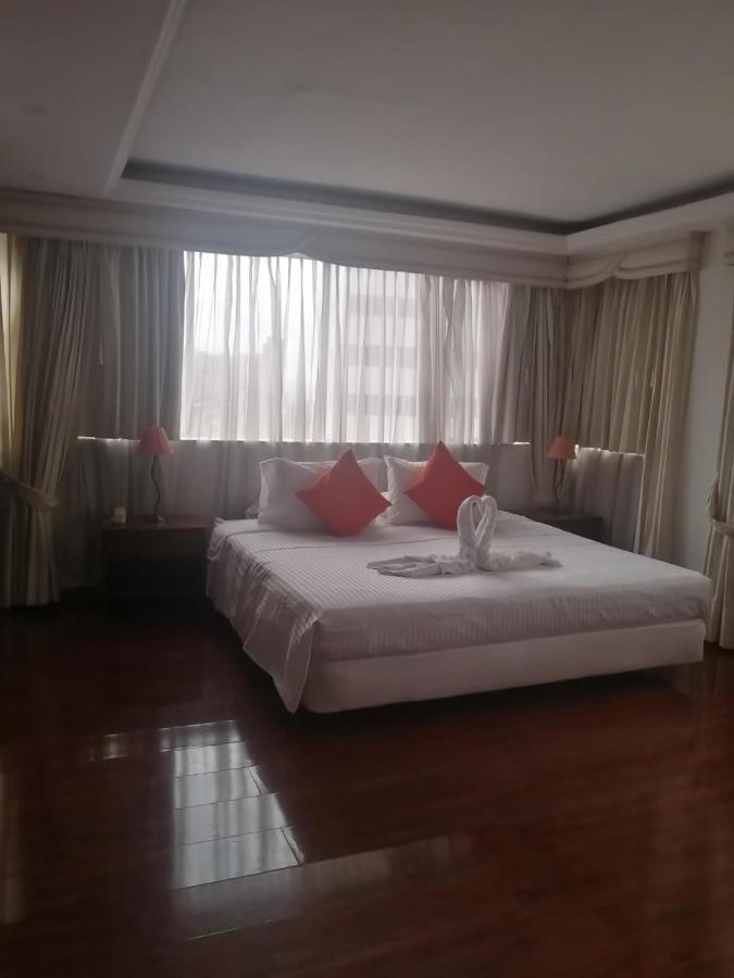Hotel Santa Monica Богота Екстериор снимка