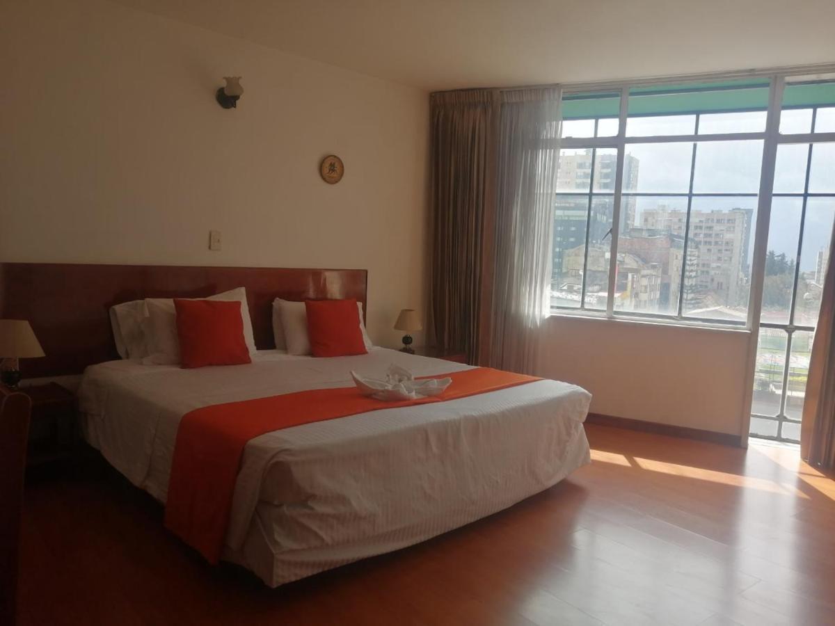 Hotel Santa Monica Богота Екстериор снимка