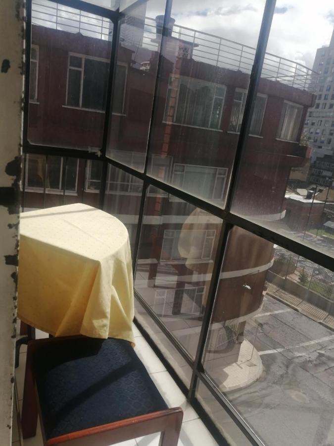Hotel Santa Monica Богота Екстериор снимка