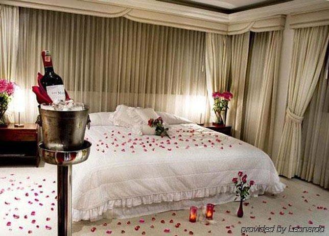 Hotel Santa Monica Богота Стая снимка